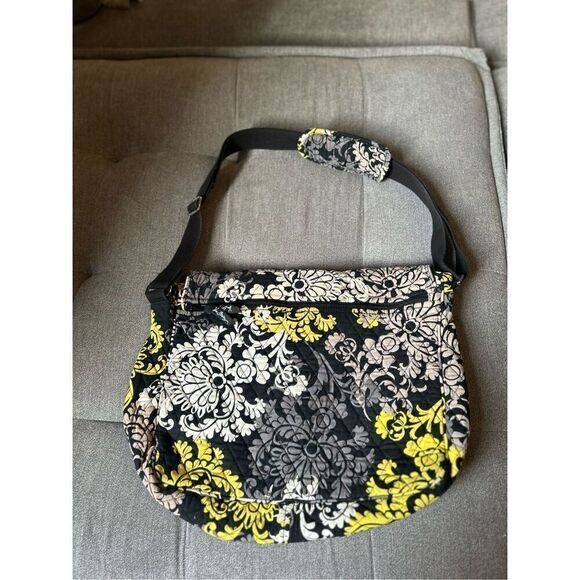 Vera Bradley 4 Piece Matching Purse Set - Picture 7 of 16